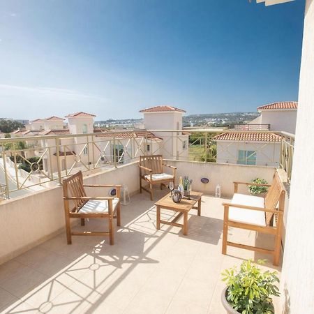 פרוטאראס George'S Lux Villa מראה חיצוני תמונה
