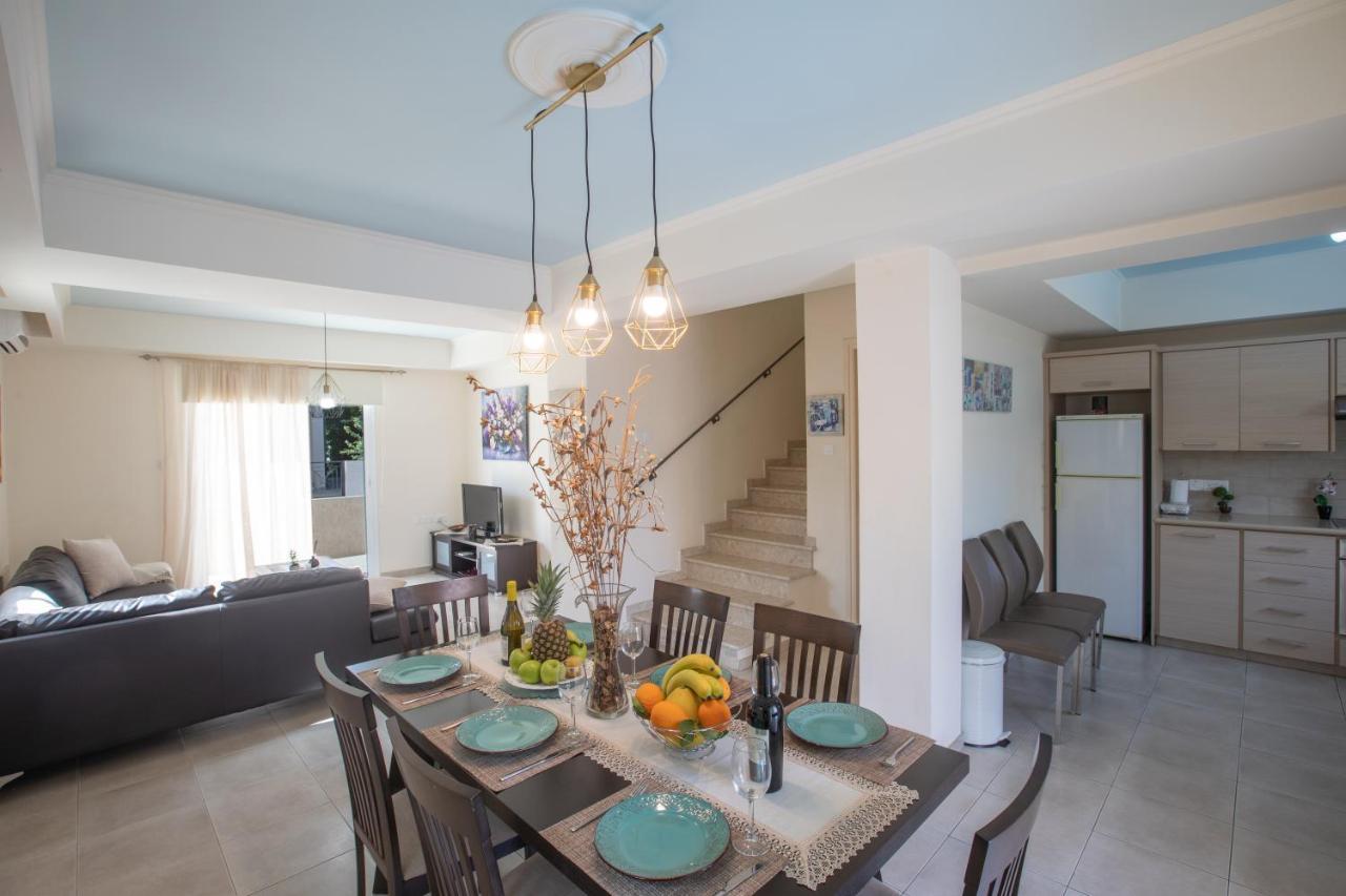 פרוטאראס George'S Lux Villa מראה חיצוני תמונה